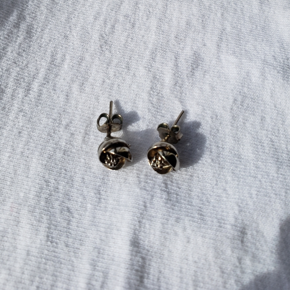 silver rose earrings